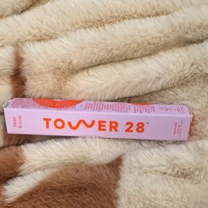 Tower 28 Make Waves mascara black